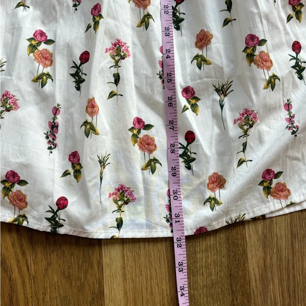 🌸 Buru Floral Smocked Waist Midi Skirt 🌸

Size: XS (Extra Small)
Brand: Buru - Picture 10 of 11